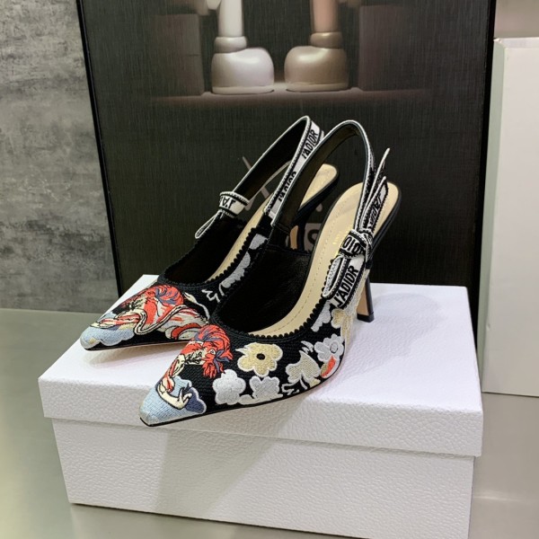 Dior Spring/Summer 2022 Latest Colored Ribbon Back Sandals With Original Box