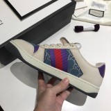 Gucci Early Spring Low Top Vintage Striped Web Canvas Casual Sneakers with original box