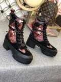 Louis Vuitton autumn and winter new high-end handmade series sand boots with original box