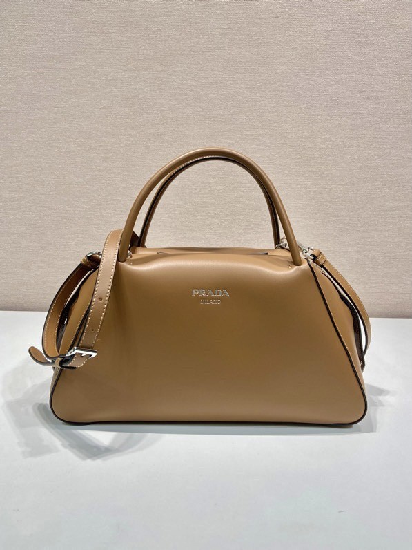 Prada Women's Bag Shoulder Crossbody Luxury Crossbody Handbag Calfskin w/ naOriginil Box