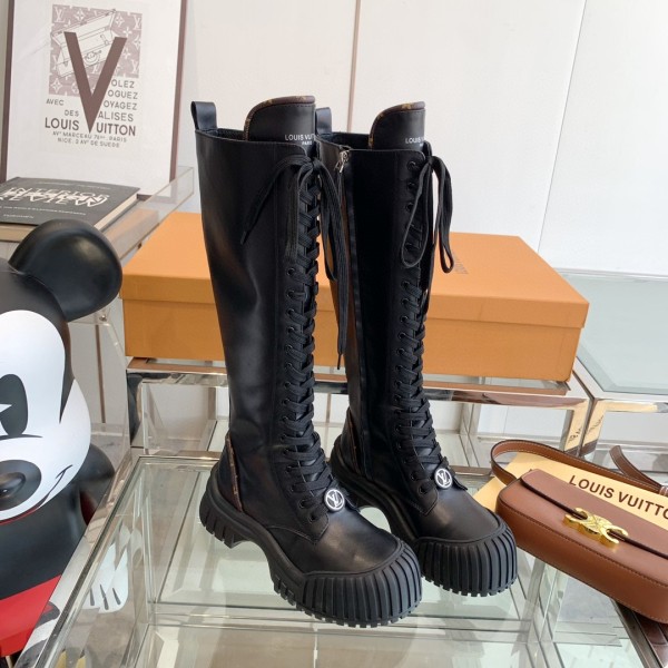 Louis Vuitton Women's Sports Fashion Flat Boots with Original Box