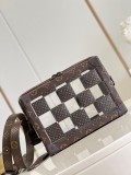 Louis Vuitton Women's Bag Shoulder Crossbody Luxury Crossbody Handbag Calfskin w/ naOriginil Box