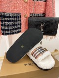 Burberry autumn and winter new film classic plaid design British retro style fur slippers with original box