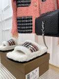 Burberry autumn and winter new film classic plaid design British retro style fur slippers with original box