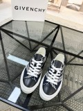 Givenchy luxury brand casual sneakers for men and women with original original box