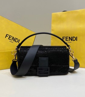 Fendi Women's Bag Shoulder Crossbody Luxury Crossbody Handbag Calfskin w/ naOriginil Box