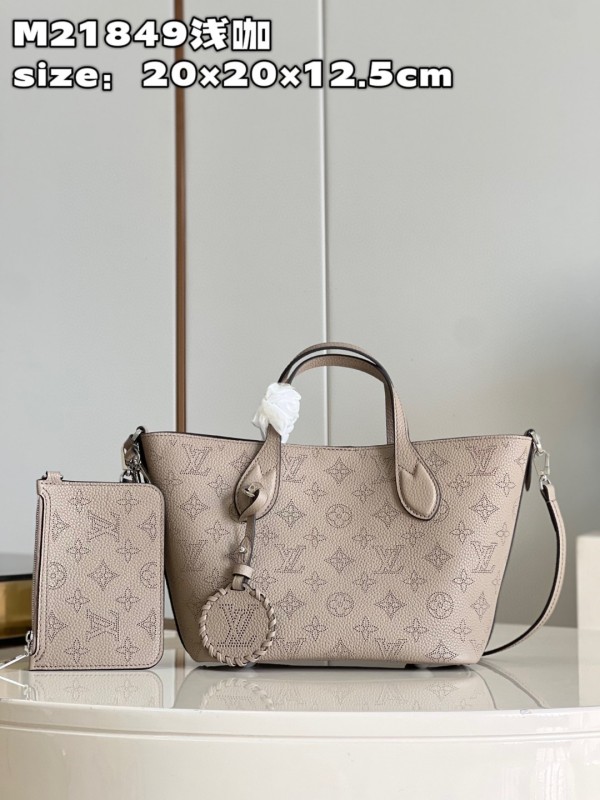 Louis Vuitton Women's Bag Shoulder Crossbody Luxury Crossbody Handbag Calfskin w/ naOriginil Box