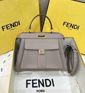 Fendi Women's Bag Shoulder Crossbody Luxury Crossbody Handbag Calfskin w/ naOriginil Box