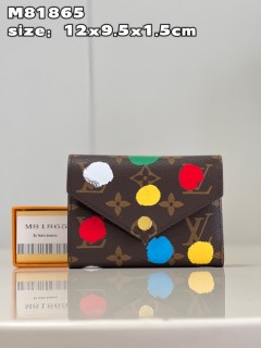 Louis Vuitton women's wallet luxury calfskin with naOriginil box