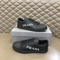 Prada high end men's luxury brand fashion casual sneakers with original original box