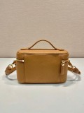 Prada Women's Bag Shoulder Crossbody Luxury Crossbody Handbag Calfskin w/ naOriginil Box