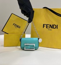 Fendi Women's Bag Shoulder Crossbody Luxury Crossbody Handbag Calfskin w/ naOriginil Box