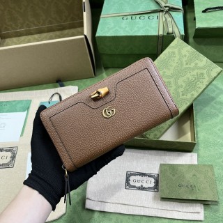 Gucci Women's Wallet Calfskin w/ naOriginil Box