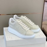 Alexander McQueen Luxury Round Toe Classic Casual Sneakers For Men And Women With Original Box