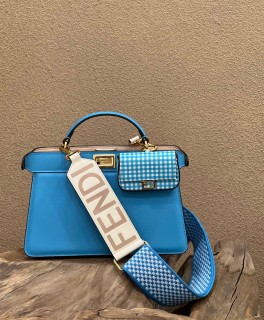 Fendi Women's Bag Shoulder Crossbody Luxury Crossbody Handbag Calfskin w/ naOriginil Box