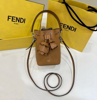 Fendi Women's Bag Shoulder Crossbody Luxury Crossbody Handbag Calfskin w/ naOriginil Box