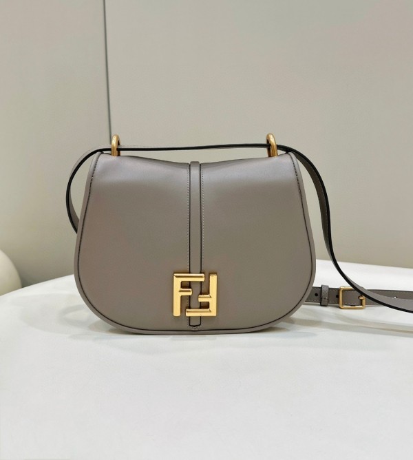 Fendi women's Bag Shoulder Crossbody Luxury Crossbody Handbag Calfskin w/ naOriginil B