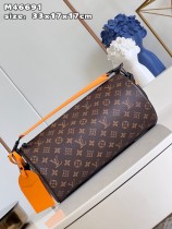 Louis Vuitton women's Bag Shoulder Crossbody Luxury Crossbody Handbag Calfskin w/ naOriginil B