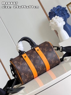 Louis Vuitton women's Bag Shoulder Crossbody Luxury Crossbody Handbag Calfskin w/ naOriginil B