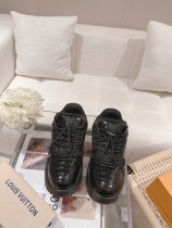 Louis Vuitton full leather couple models 2023 new high-end sports shoes with original original box