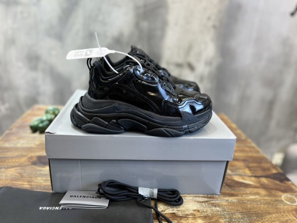 Balenciaga luxury brand daddy retro sneakers for men and women with original original box