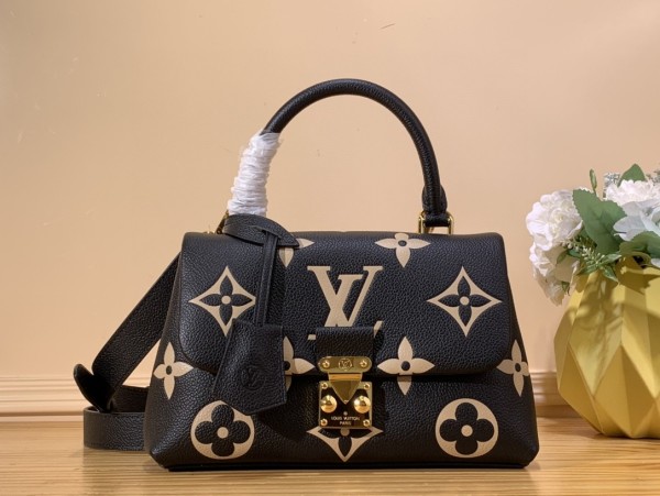 Louis Vuitton women's Bag Shoulder Crossbody Luxury Crossbody Handbag Calfskin w/ naOrigini Box