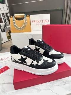 Valentino 2023 early autumn men's and women's new star shoes casual sports shoes with original original box