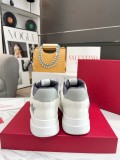 Valentino 2023 early autumn men's and women's new star shoes casual sports shoes with original original box