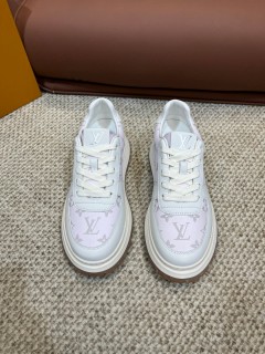 Louis Vuitton men's luxury brand casual sneakers with original boxx