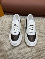 Louis Vuitton men's luxury brand casual sneakers with original boxx