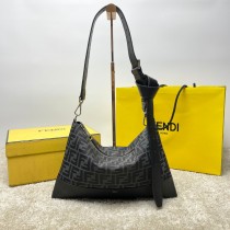 Fendi Women's Bag Shoulder Crossbody Luxury Crossbody Handbag Calfskin w/ naOriginil Box