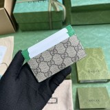 Gucci women's small wallet with original box