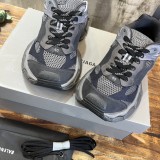 Balenciaga men's and women's luxury brand's latest popular casual dad shoes and sneakers with original box