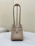 Fendi  women's Bag Shoulder Crossbody Luxury Crossbody Handbag Calfskin w/ naOriginil Box