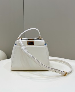 Fendi  women's Bag Shoulder Crossbody Luxury Crossbody Handbag Calfskin w/ naOriginil Box