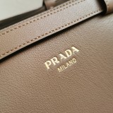 Prada  women's Bag Shoulder Crossbody Luxury Crossbody Handbag Calfskin w/ naOriginil