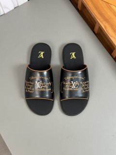 Louis Vuitton men's luxury brand leather outsole sandals with original box