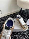 Burberry luxury brand round toe casual sneakers for men and women with original box