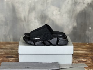 Balenciaga luxury brand upgrades its men's and women's slippers with Speed ​​2.0 version, comes with original box