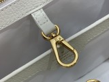 Louis Vuitton women's Bag Shoulder Crossbody Luxury Crossbody Handbag Calfskin w/ naOriginil