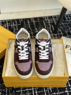 Fendi men's and women's luxury brand classic leather surface retro design comfortable and versatile sneakers casual sports shoes with original box