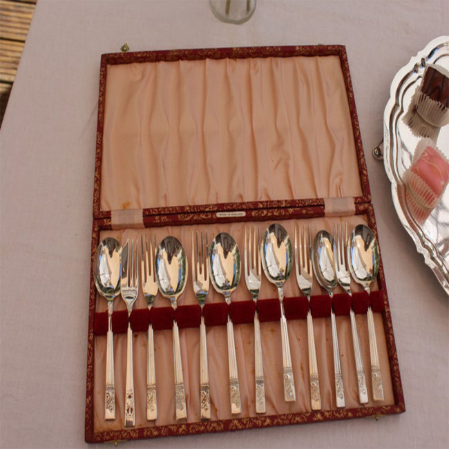 Boxed silver plated fork and spoon set