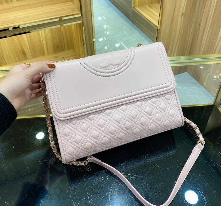 tory burch bag us