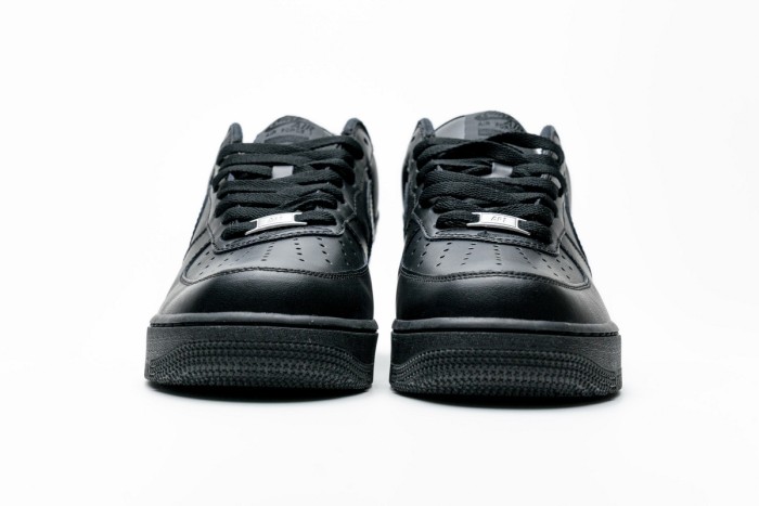Nike Air Force 1 Low Supreme Black