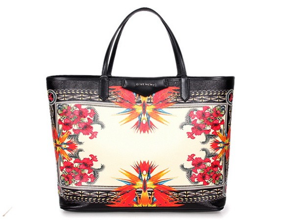 Givenchy Handbags AAA-004