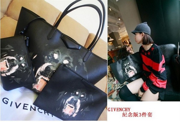 Givenchy Handbags AAA-001