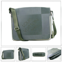 LV handbags AAA Men-022