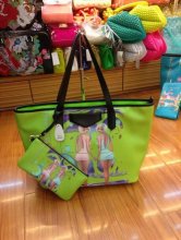 Givenchy Handbags AAA-012