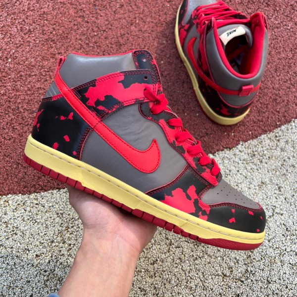 Nike SB Dunk High