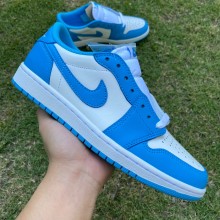 Air Jordan 1 Low UNC